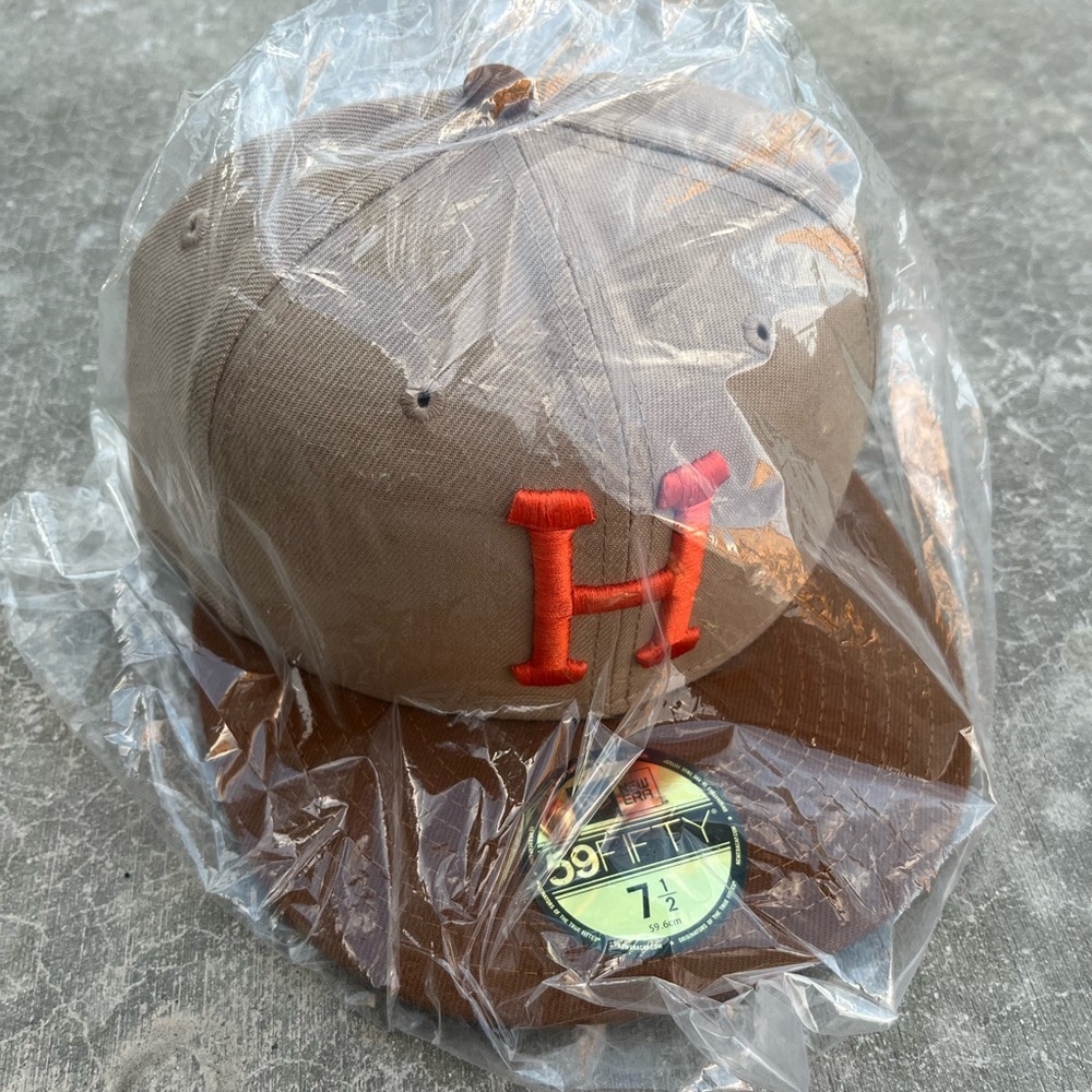 CLASSIC HUF H HERITAGE NEW ERA HAT